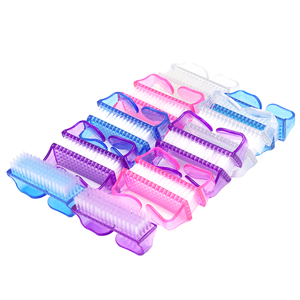 Petite brosse de nettoyage pour poussière d'ongles, manche en plastique, outil de manucure et pédicure - Product Image 1