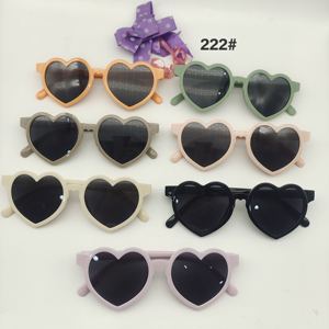 Lunettes <span class=keywords><strong>de</strong></span> soleil pour enfants à la mode avec logo personnalisé Lunettes <span class=keywords><strong>de</strong></span> soleil rondes colorées pour enfants 2024 - Product Image 4