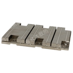 ฮีทซิงค์กำลังสูงแบบระบายความร้อนด้วยอากาศ CNC ที่ปรับแต่งตามความต้องการของโรงงาน สำหรับการควบคุมอุตสาหกรรม การสื่อสาร ออปโตอิเล็กทรอนิกส์ โดรน และโปรเจคเตอร์ - Product Image 1