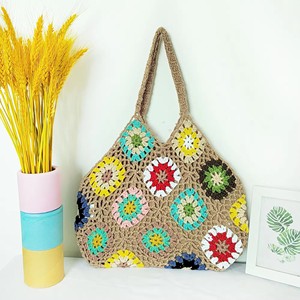<span class=keywords><strong>Sac</strong></span> fourre-tout à bandoulière fait main au <span class=keywords><strong>crochet</strong></span> granny square, fourni par l'usine, idéal pour la plage estivale - Product Image 6
