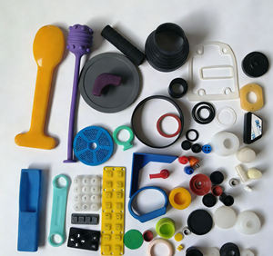 منتجات بلاستيكية مصنوعة بالحقن من السيليكون المطاطي حسب الطلب من BTai - Product Image 2