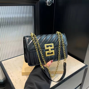 Bolso <span class=keywords><strong>de</strong></span> Hombro Acolchado <span class=keywords><strong>de</strong></span> Moda para Mujer, Bolso Bandolera Cuadrado Pequeño con Cierre Dorado en Cuero PU Negro, Rosa, Marrón y Rojo - Product Image 3