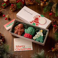 Bougie parfumée de Noël en cire de soja artisanale en gros, en forme de cerf, bonhomme en pain d'épices, sapin de Noël, en cire végétale et huile essentielle