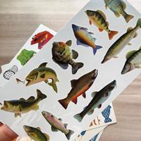 Autocollants de tatouage temporaire 'Gone Fishing' motifs Poisson, Crabe, Canne à pêche, Filet, Chapeau de pêcheur, Tatouages corporels imperméables pour sports de plein air et décoration de fête