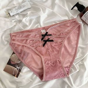 Culotte de bikini rose en dentelle pour femme, taille basse, avec nœud décoratif croisé, transparente, sexy, respirante, lingerie féminine - Product Image 1