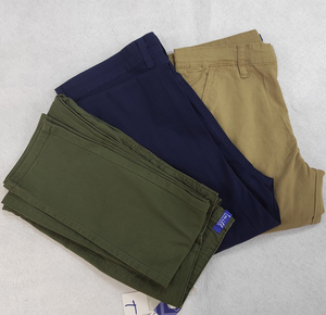 <span class=keywords><strong>Pantaloni</strong></span> da uomo in cotone <span class=keywords><strong>kaki</strong></span> e nero e <span class=keywords><strong>verde</strong></span> oliva tinta unita <span class=keywords><strong>pantaloni</strong></span> da uomo in forma dritta e Comfort elasticizzati <span class=keywords><strong>pantaloni</strong></span> Chino - Product Image 6