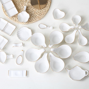 Salsa <span class=keywords><strong>di</strong></span> immersione piatti bianchi piccoli piatti da immersione per bomboniere set piatto in ceramica con manico in salsa Dim Sum - Product Image 3
