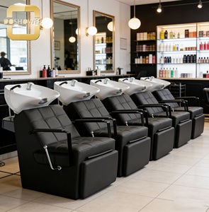 Station de lavage de cheveux de style <span class=keywords><strong>loft</strong></span> industriel avec évier en céramique et fauteuil de shampoing noir matelassé pour salons de coiffure et barbiers - Product Image 2