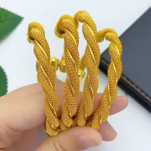 Luxe Dubai Gouden Kleur Armbanden Voor Vrouwen 24K Vergulde Indiase Afrikaanse Manchet Armbanden Charme Bruiloft Ethiopische Sieraden