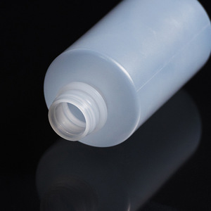 ขวดล้างพลาสติก O'Kayme 150 มล. ทรงกระบอก สำหรับใช้ในห้องปฏิบัติการ - Product Image 2
