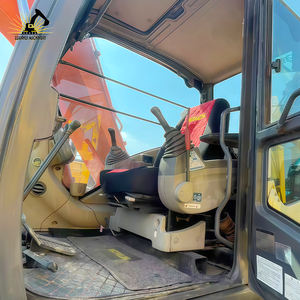 Excavadora Usada Hitachi ZX120 Robusta y Ágil para Excavación y Reacondicionamiento en Zonas de Desarrollo Urbano - Product Image 5