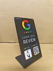 Expositor de PVC Impermeable para Tarjetas de Visita con Diseño Personalizado para Tarjetas de Reseñas de Google, Instagram, Facebook, Tripadvisor y Trustpilot - Product Image 3
