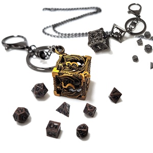 Juego de Dados DND 2024 con Diseño Nuevo, Anillo y Collar, 7 Dados Metálicos Mini con Estuche de Dragón - Product Image 1