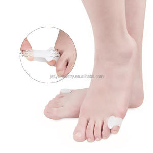 Protecteur d'Hallux Valgus en Gel de Silicone Soulagement des Ongles en Bunion Attelles pour les Orteils Soins des Pieds <span class=keywords><strong>Correcteur</strong></span> d'Hallux Valgus Séparateur d'Orteils Anneau d'Espacement pour les Orteils - Product Image 3