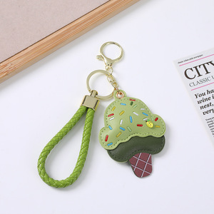 Nuevo Llavero de Cuero PU con Forma de Cono de Helado, Colgante Bonito para Bolsos, Llaves de Coche, Adorno Decorativo, Accesorios Elegantes para Mujer - Product Image 4
