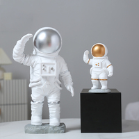 Support de téléphone astronaute, figurine de bureau créative, support multifonctionnel, gadget indispensable pour les fans de science-fiction
