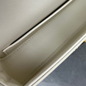 2025 Popular Styles White Single Shoulder Cowhide Genuine Leather Guangzhou Ladies Handbags Luxury Bags Women's Shoulder Bags - Product Image 5