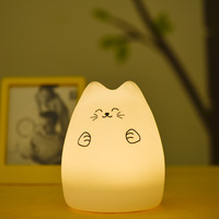 Lampe de chevet USB en silicone en forme de chat mignon pour enfants, idéale pour la chambre à coucher et la table de chevet