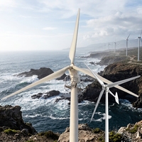Éolienne horizontale de 200 kW 400 V avec 3 pales et un diamètre de rotor de 22 m, système connecté au réseau