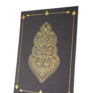 Tarjeta de Visita Personalizada con Relieve, Impresión de Tarjetas de Identificación VIP Negras de Lujo con Logotipo Estampado en Dorado - Product Image 4