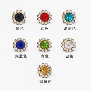Adornos de diamantes de imitación con forma de flor, parte trasera plana, para coser, motivos de aleación para bolsos y ropa interior KQ 815 - Product Image 1