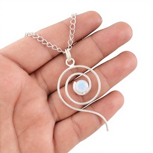 Colgante Clásico y Moderno de Ópalo Lechoso Chapado en Plata 925 con Engaste de Bisel en Forma de Cadena, Regalos de Cumpleaños, Fiesta, Tercera Opción - Product Image 5