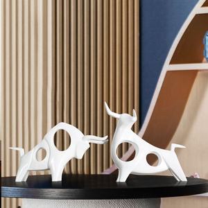Escultura de resina blanca y negra para decoración de mesa pequeña, estatua de vaca <span class=keywords><strong>Toro</strong></span>, escultura de animal - Product Image 6