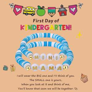 Ensemble de bracelets tissés Big Sister Lettres MIMI perlées bleues et blanches Boudoir en argile polymère Bracelets à breloques BIG SIS - Product Image 3