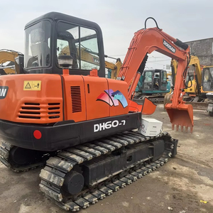 Mini-excavatrice Doosan DH60 DH55 DX60 d'occasion, bon rendement, moteur 7 tonnes, chenilles hydrauliques, faible nombre d'heures de travail, EPA CE - Product Image 1
