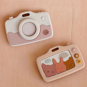 Mordedor de silicona suave para bebé, <span class=keywords><strong>chupete</strong></span> de juguete con forma remota, juego de masticación calmante, anillo de <span class=keywords><strong>cadena</strong></span> con sonajero, diseño de cámara infantil personalizado - Product Image 4