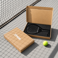 Boîte de raquette de padel écologique en carton ondulé kraft recyclable avec logo personnalisé, couvercle rabattable et insert en mousse protectrice