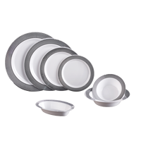 Vaisselle ronde moderne élégante de timbre chaud jetable résistant ensemble d'assiettes en plastique pour la partie