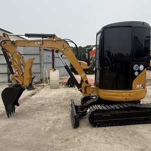 รถขุดตีนตะขาบมือสอง Cat303 ยี่ห้อ Caterpillar จากญี่ปุ่น รุ่นมินิ Cat303 ขนาด 3 ตัน รถขุดมือสอง - Product Image 1