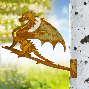 Adornos Metálicos para Jardín: Figuras Modernas de Oruga, Niña, Lobo, Danzante Duende, Pingüino, Águila y Foca con Acabado Oxidado - Product Image 2