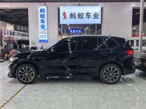 BMW X5 (Importado) 2020 X5 XDrive40i 3.0T M Sport Set Transmisión Automática - Product Image 3