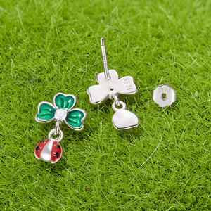 Pavé impostazione CZ placcato oro bianco Sterling <span class=keywords><strong>argento</strong></span> gioielli SCE1865 quadrifoglio <span class=keywords><strong>coccinella</strong></span> moda <span class=keywords><strong>orecchini</strong></span> a bottone - Product Image 4