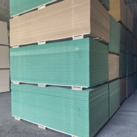 Panneau MDF HDHMR durable, sans gonflement, panneau de fibres imperméable pour meubles d'intérieur d'hôtel