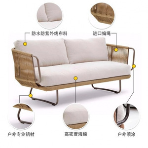 Canapé de jardin extérieur trois places, structure en alliage d'aluminium, rotin PE, coussin imperméable pour patio, cour, hôtel, balcon - Product Image 1