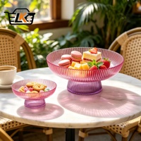 Vente en gros de compotier décoratif de luxe vintage en verre cannelé sur pied pour mariage, fête et décoration intérieure