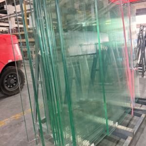 Vidrio Templado Ultra Claro de Alto Rendimiento de 8 mm, Interlámina de 1.52PVB, Vidrio Laminado Templado de Baja Emisividad XETB170 de 8 mm - Product Image 3