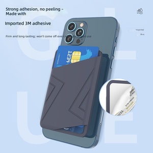 Porte-cartes en silicone avec dos adhésif et fixation magnétique – Organisateur de style portefeuille pour utilisation au lit – Cartes bancaires/de crédit/de transport - Product Image 4