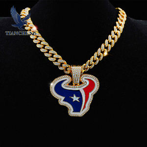 Collar con Colgante del Equipo de Fútbol Americano de los Houston Texans, Nuevo Estilo con Cadena Cubana Brillante, Chapado en Oro, Joyería de Aleación - Product Image 3