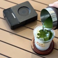 Machine à thé matcha électrique automatique Machine à broyer la poudre de matcha fraîchement moulue Kit de démarrage pour les outils de thé café thé au lait