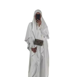 ชุดเดรสโพลีเอสเตอร์สองชิ้นสีพื้นแบบวินเทจใหม่ ดีไซน์หวานสดใส กระโปรงยาว + ผ้าคลุมไหล่ชั้นเดียว - Product Image 2