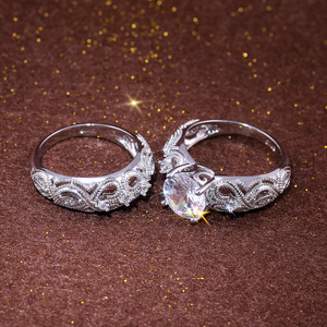 Juego de Anillos de Pareja de Dos Piezas con Corazón Hueco para Mujer, Joyería Romántica, Elegante y a la Moda - Product Image 4