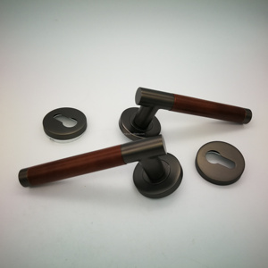 Maniglia per <span class=keywords><strong>Porta</strong></span> in Legno Massello e Acciaio Inox dal Design Moderno, Maniglia Silenziosa in Lega di Zinco per Porte Interne con <span class=keywords><strong>Serratura</strong></span> a Leva - Product Image 2