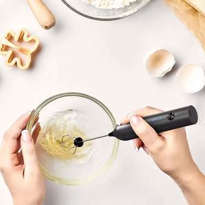 Nouveauté : Mousseur à lait rechargeable 3 vitesses avec 2 fouets mélangeurs pour café et œufs - Product Image 2