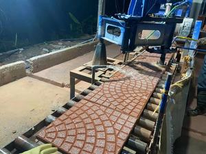 <span class=keywords><strong>Robot</strong></span> de production de <span class=keywords><strong>carreaux</strong></span> de mosaïque en verre de table mosaïque - Product Image 6