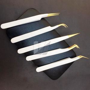 Pince à épiler d'extension de cils droite mince en forme de L courbée blanche mate Logo personnalisé Pointe pointue en acier inoxydable durable Logo personnalisé - Product Image 1