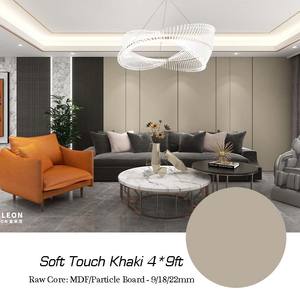 Tablero MDF de melamina de grado Beige 4x8 E1 con brillo laminado de PVC UV en ambos lados Hoja de madera contrachapada de 18mm para cocina moderna Precio bajo - Product Image 3